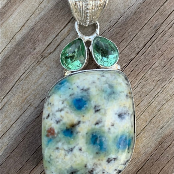 K2 Azurite. Natural.. Peridot.. - Picture 3 of 4